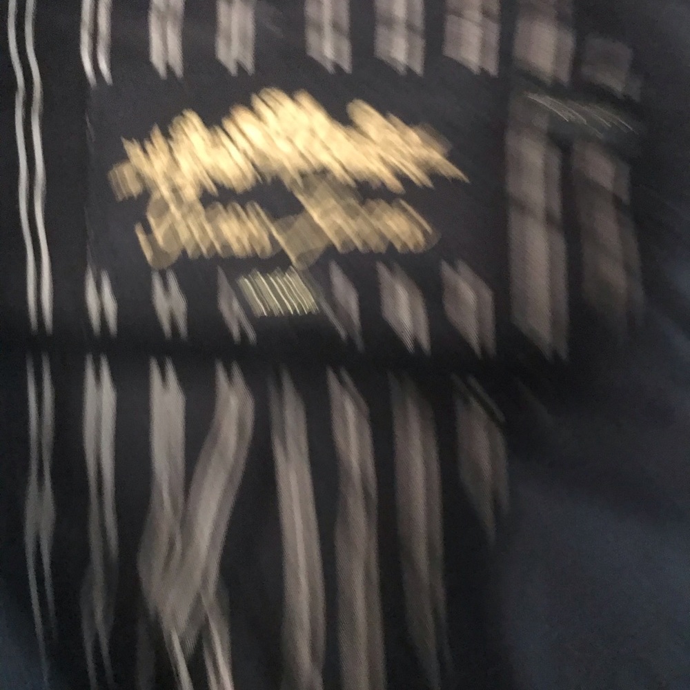 Guess Jacket - Picture 2 of 4